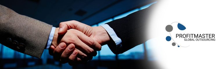 Shake hands of agreement